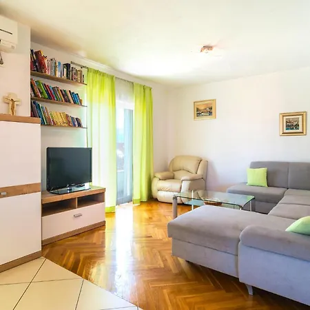 شقة Pet Friendly In فربوسكا