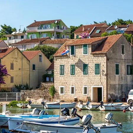 Pet Friendly In شقة